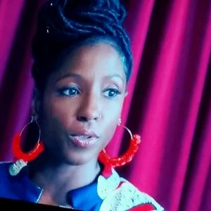 Meet your Posher, Zeneta